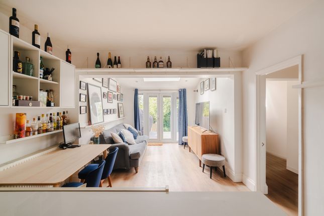Bristol BS7 2 bed flat for sale