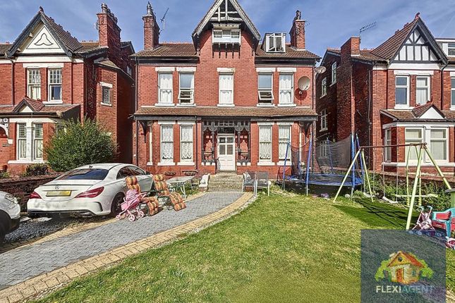 Knowsley Road, Southport PR9 5 bed detached house for sale