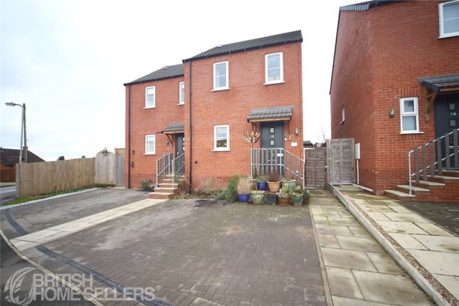 2 bedroom semi-detached house for sale