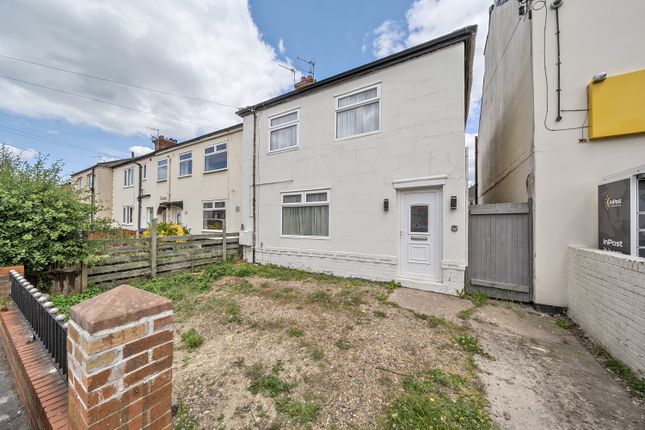 3 bed end terrace house