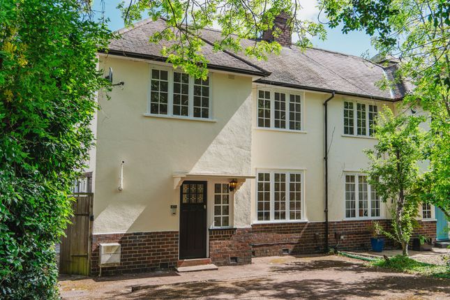 Stoneygate Road, Stoneygate, LE2 3 bed semi