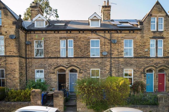 4 bedroom terraced house for sale