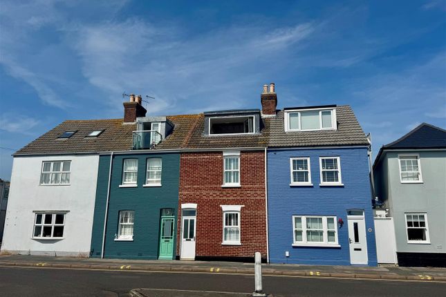 3 bed terraced house