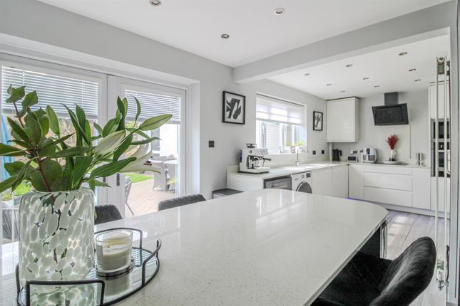 Second Avenue, Carlton, Nottingham 3 bed detached house for sale