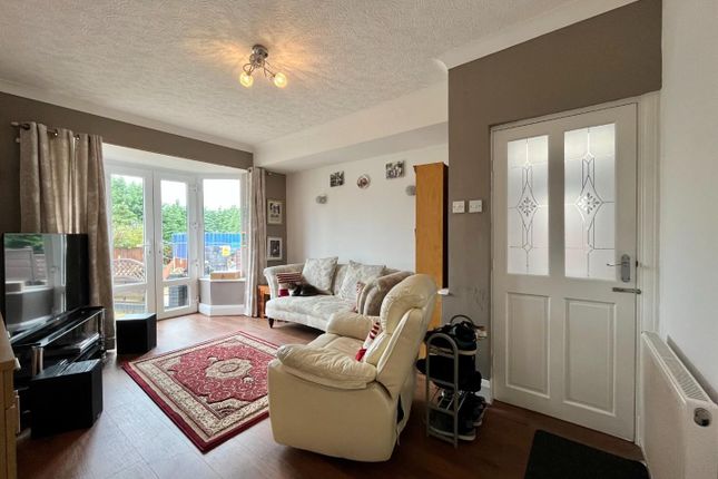 2 bedroom semi-detached bungalow for sale
