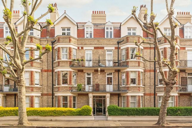 Castellain Road, Maida Vale W9 3 bed flat for sale