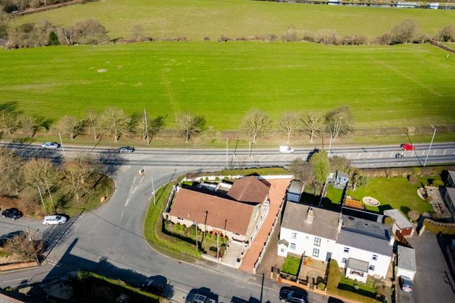 Denby Dale Road West, Wakefield, WF4 3 bed bungalow for sale