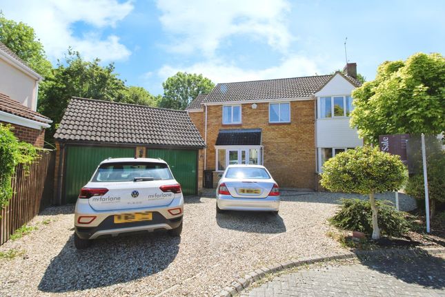 Harebell Close, Swindon, SN25 4 bed detached house for sale