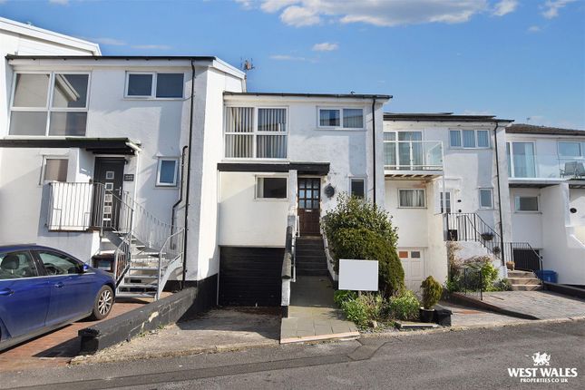 Captains Walk, Saundersfoot 3 bed terraced house for sale