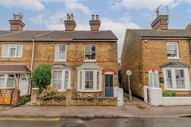 Kings Road, Faversham, ME13 3 bed end of terrace house for sale