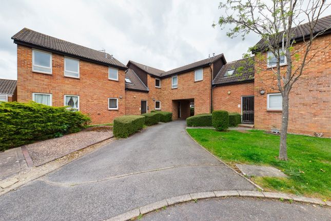 Framlingham Grove, Kenilworth CV8 1 bed apartment for sale