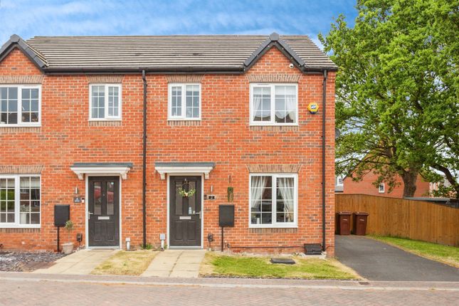3 bedroom semi-detached house for sale