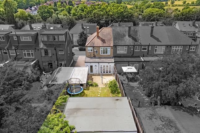 3 bed end terrace house