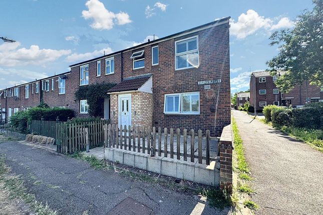 Farriers Way, Borehamwood, WD6 3 bed end of terrace house for sale