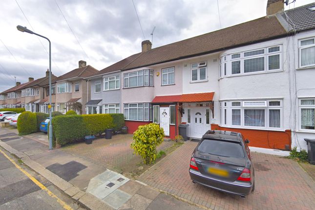 Ascot Close, Ilford 3 bed terraced house for sale