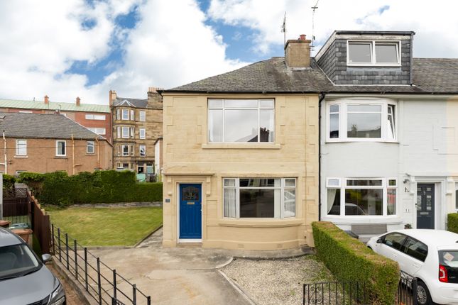 2 bedroom semi-detached villa for sale