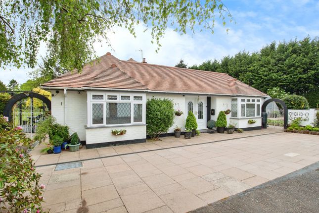 Rosehill Road, Market Drayton TF9 4 bed detached bungalow for sale
