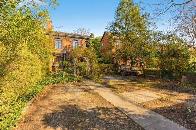 4 bedroom semi-detached house for sale