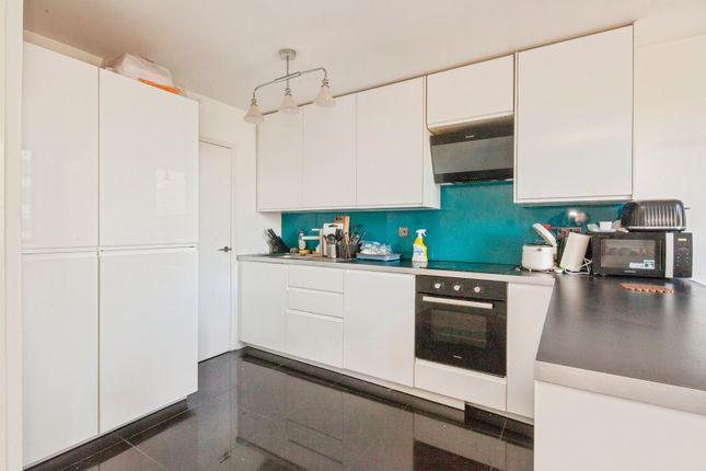 2 bed flat