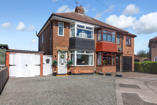 2 bedroom semi-detached house for sale