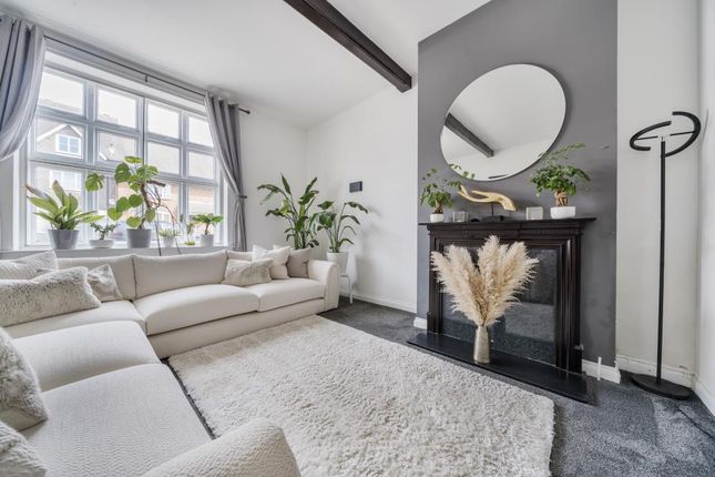 3 bedroom cottage for sale