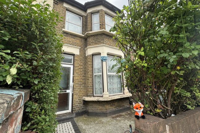 Green Street, Upton Park, London, E7 3 bed terraced house for sale