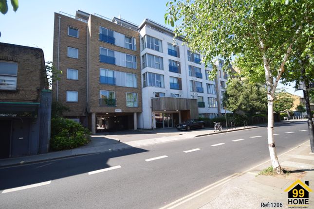 Gooch House, Hammersmith, London, W6 1 bed flat for sale
