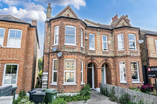 Kilmorie Road, Forest Hill 2 bed apartment for sale