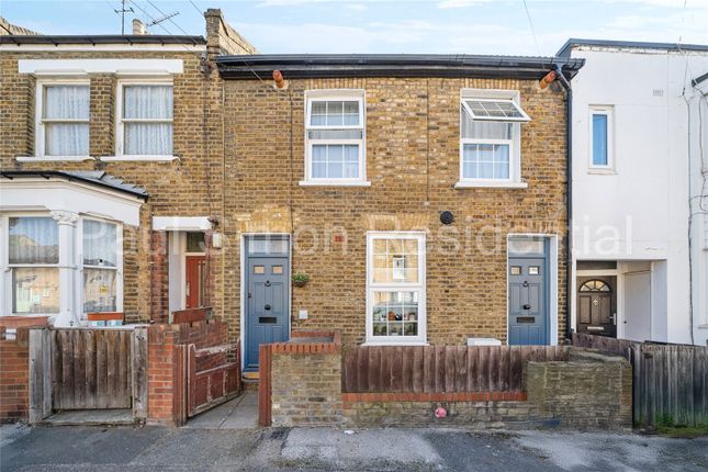 Dorset Road, London, N15 2 bed maisonette for sale