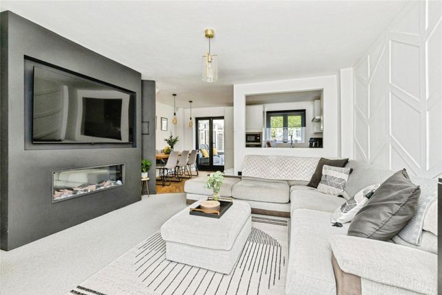 Pilgrims Wharf, St Annes, Bristol, BS4 3 bed semi