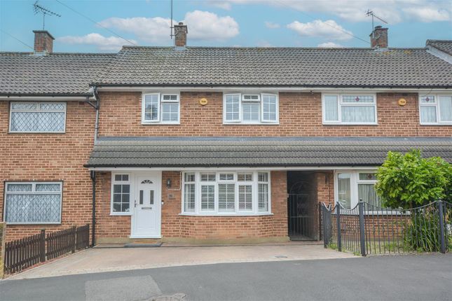 St. Stephens Crescent, Brentwood 3 bed terraced house for sale