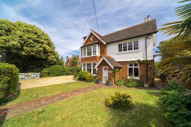 Totland Bay, Isle of Wight 7 bed detached house for sale