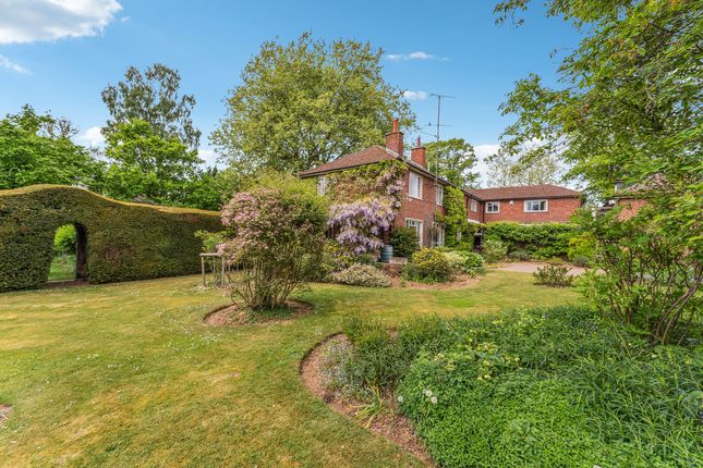Kidmore Lane, Reading, RG4 6 bed detached house for sale