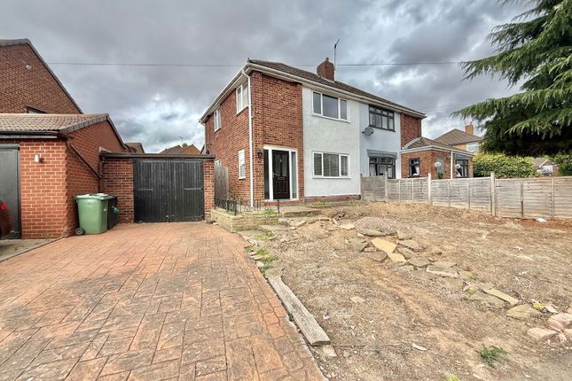 3 bedroom semi-detached house for sale