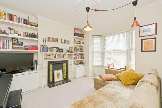 4 bedroom maisonette for sale