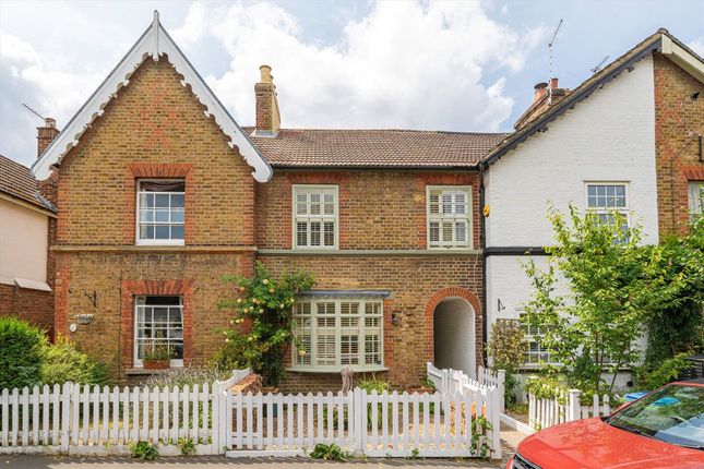 Ferry Road, Thames Ditton KT7 2 bed terraced house for sale