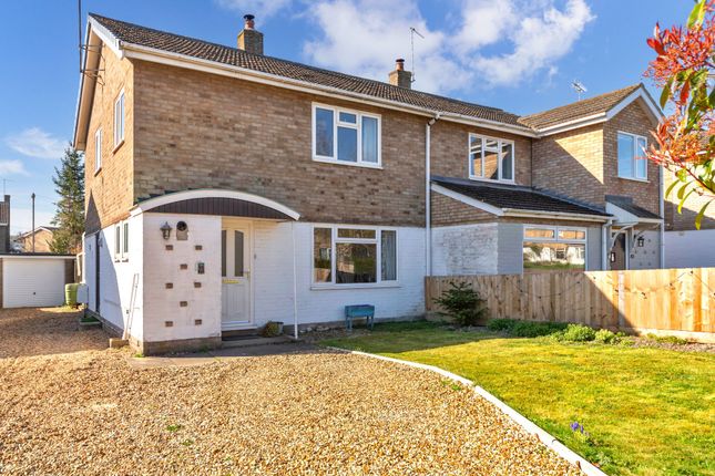 Trinity Close, Cambridge CB23 3 bed semi