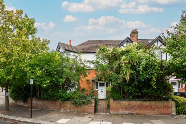 4 bedroom semi-detached house for sale