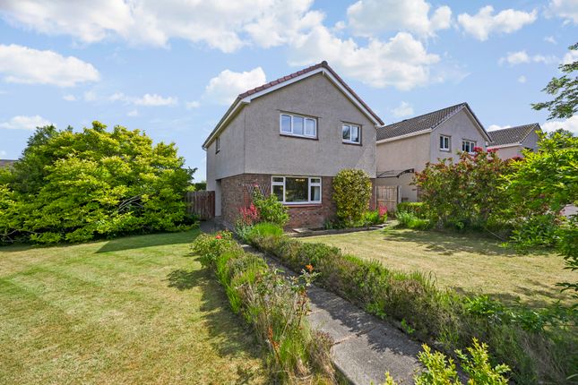 4 bed detached house