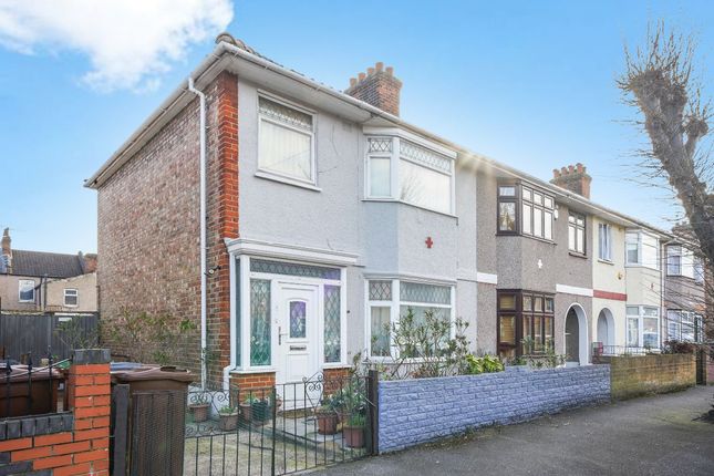 Romford RM6 3 bed terraced house for sale
