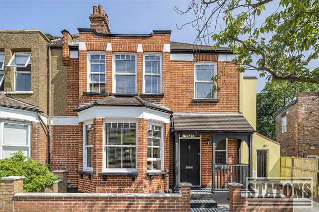 Fitzjohn Avenue, Barnet, EN5 4 bed semi