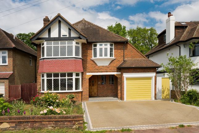 Grove Way, Esher, Surrey, KT10 4 bed detached house for sale