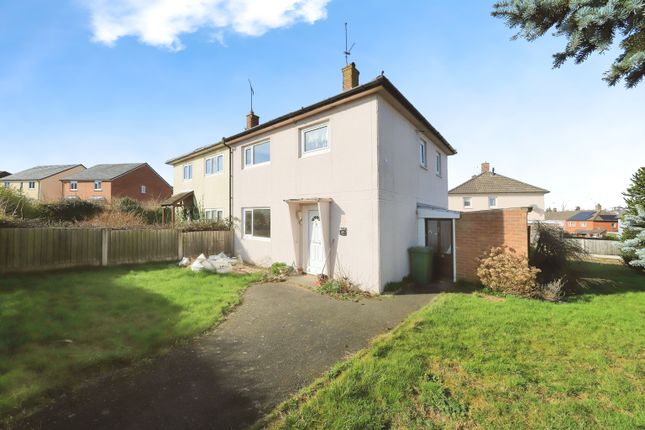 2 bedroom semi-detached house for sale