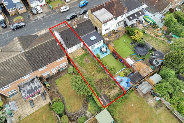 2 bedroom semi-detached bungalow for sale