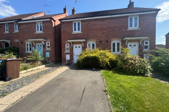 2 bedroom semi-detached house for sale