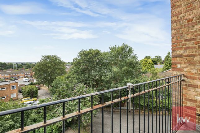 Croxley Rise, Maidenhead, SL6 2 bed apartment for sale