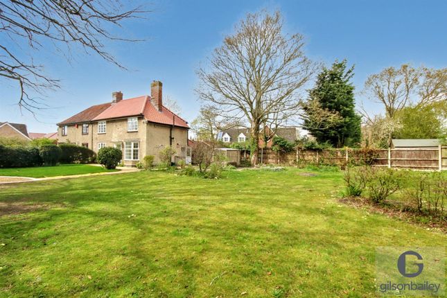 2 bedroom semi-detached house for sale