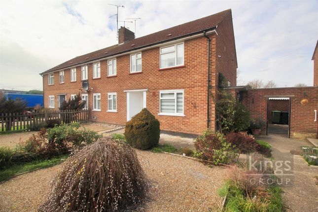 High Street, Cheshunt, Waltham Cross 2 bed maisonette for sale