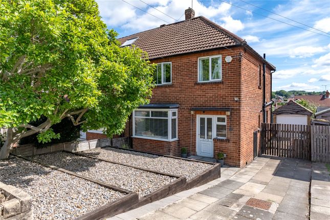 Brownberrie Drive, Horsforth, Leeds... 3 bed semi