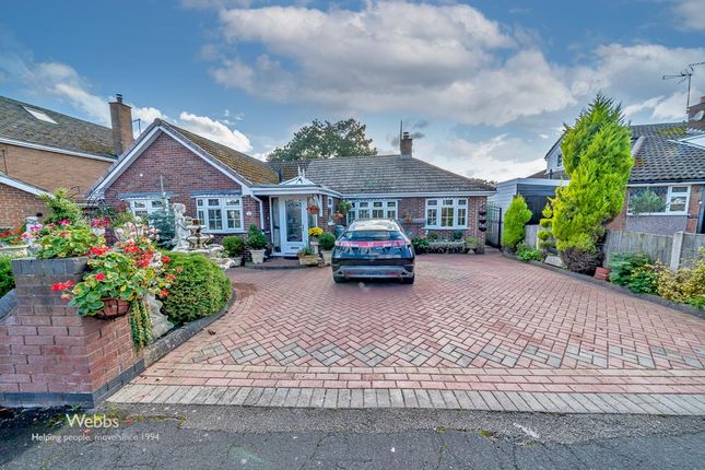 Dearnsdale Close, Stafford ST16 3 bed detached bungalow for sale